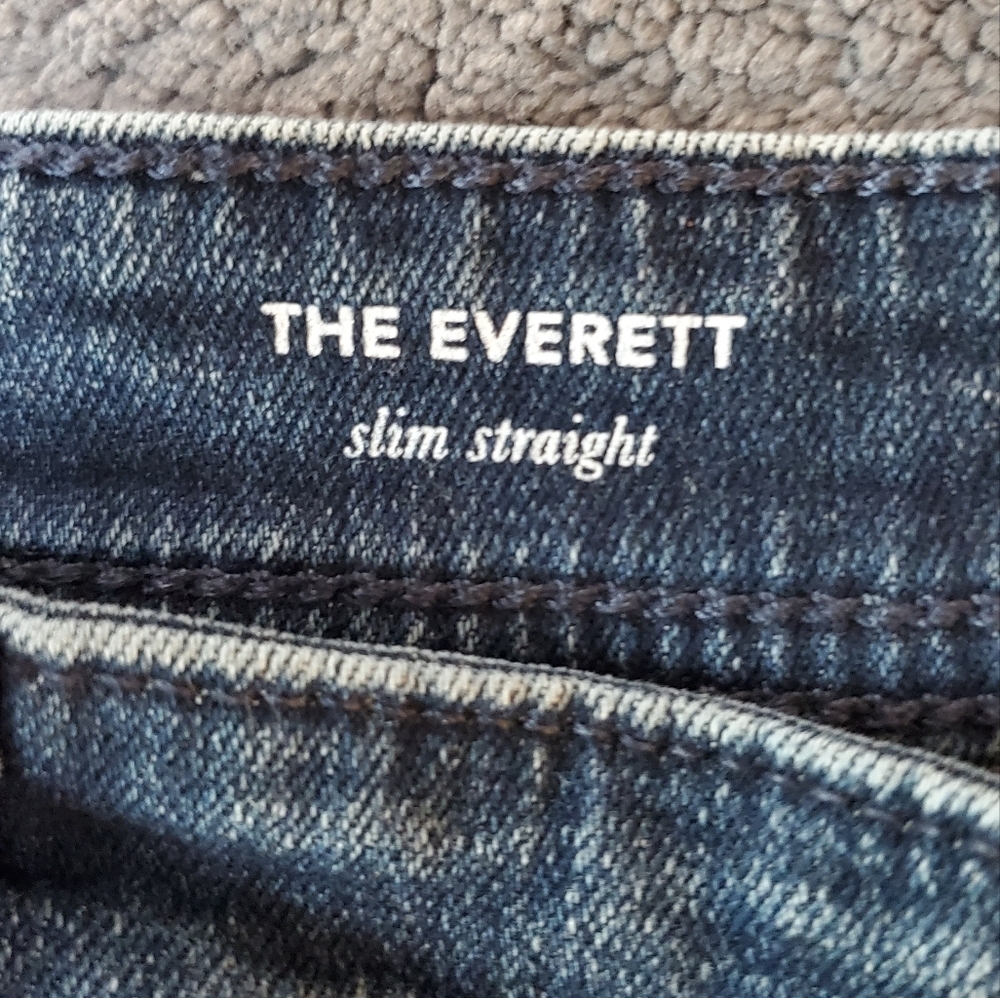 AG Everett Slim Straight Cloud Soft Denim Jeans - Picture 10 of 15
